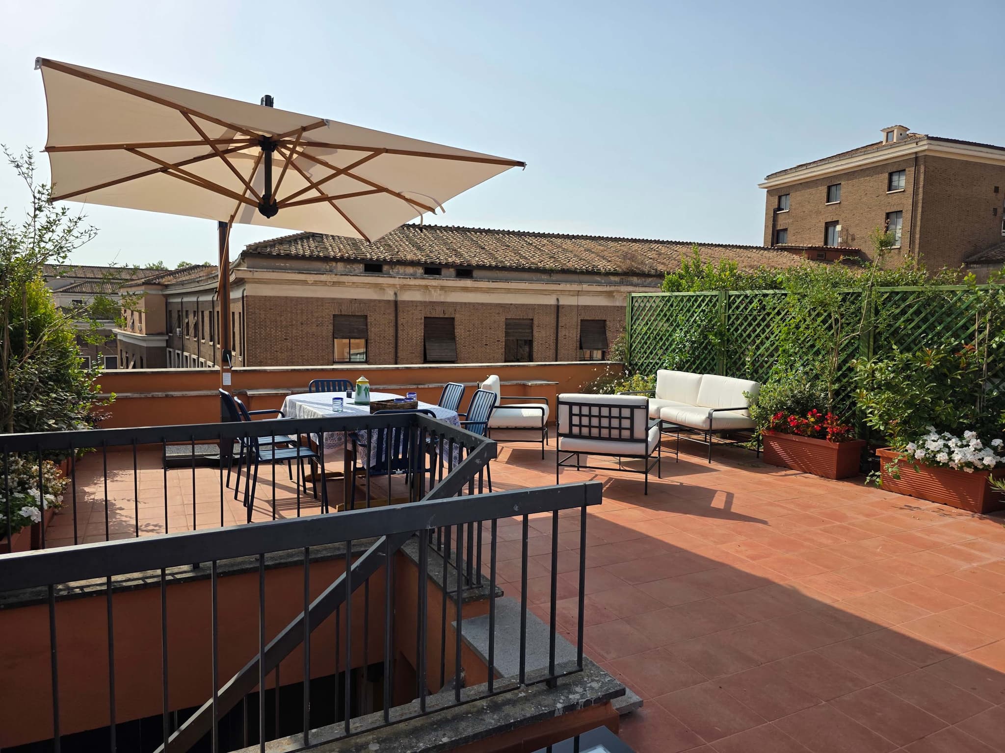 TR - Forum Terrace - Image 16