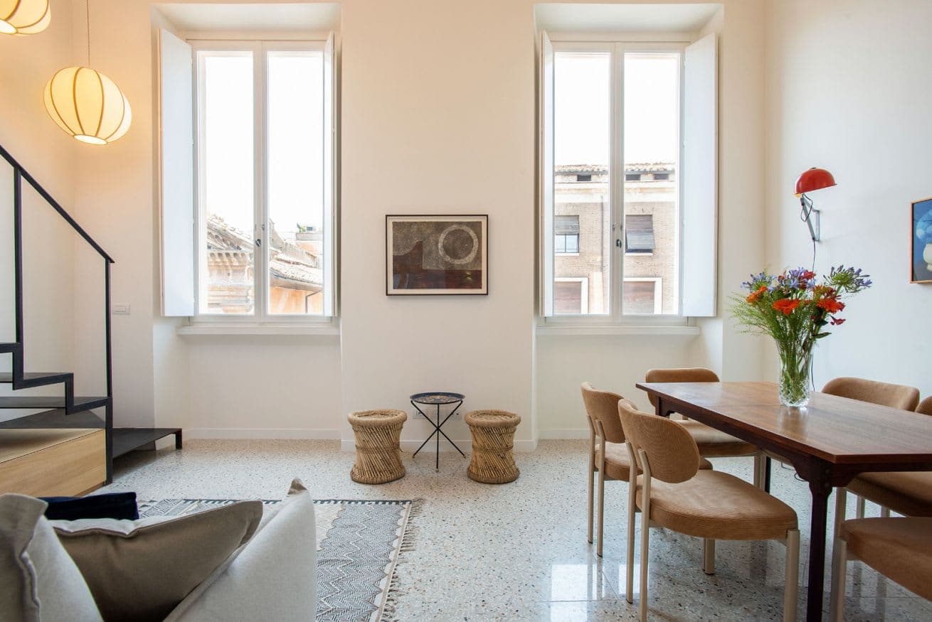 TR - Forum Terrace - Image 9