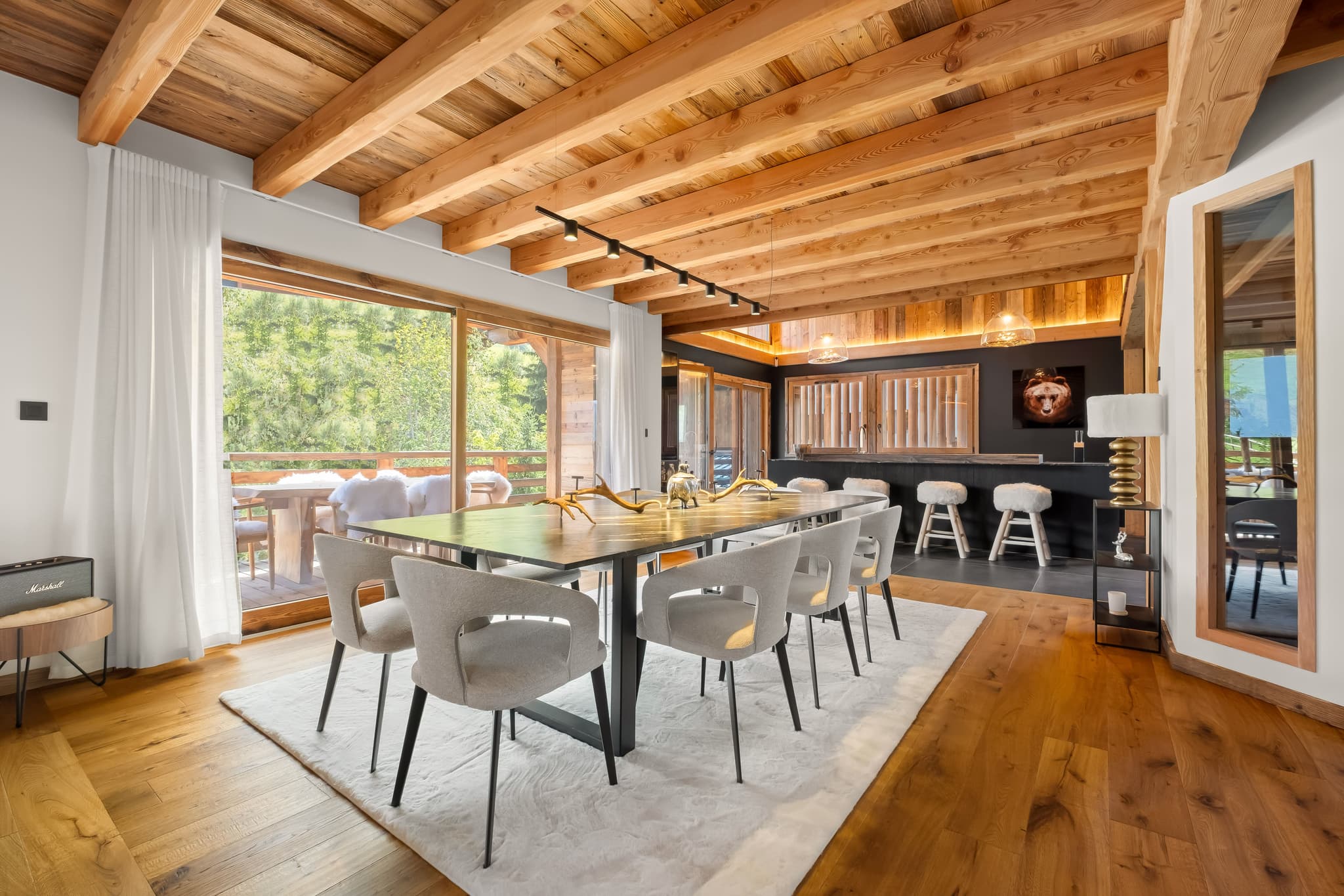 Chalet Bellezza, stunning ski chalet in exclusive Megève - Image 3