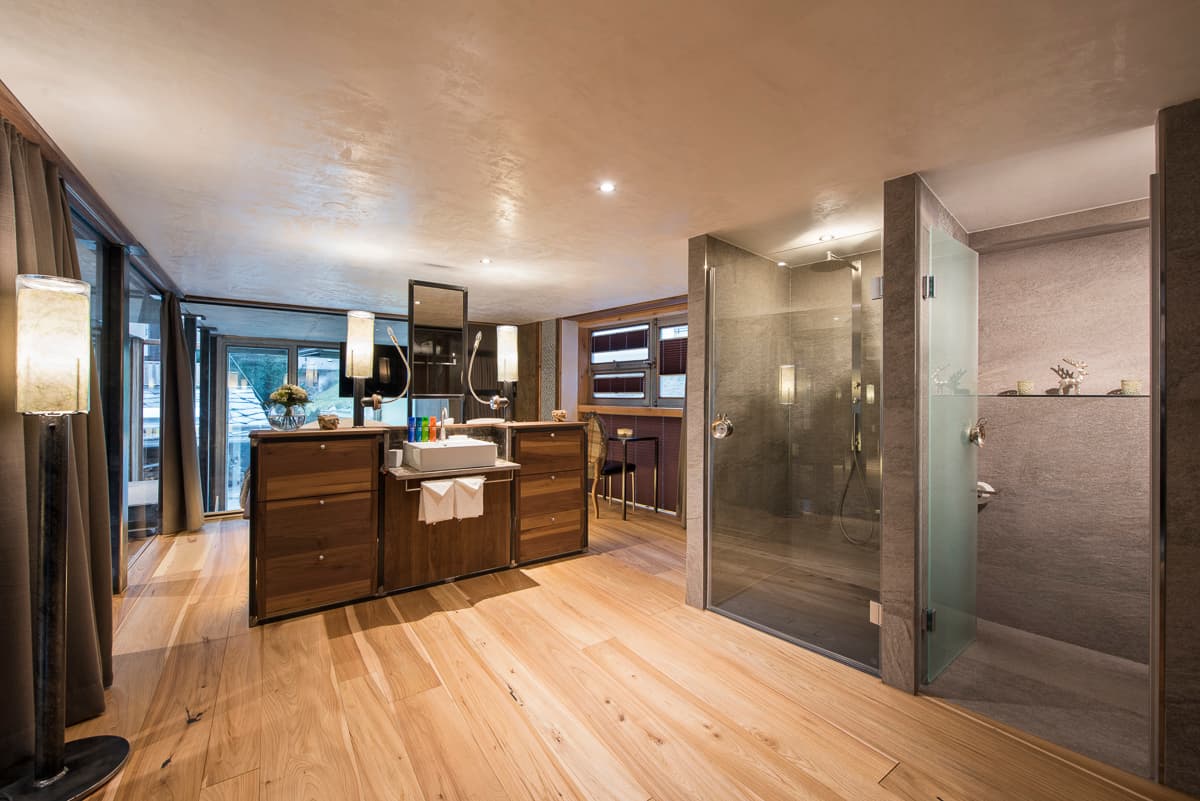 Loft Saphir, Luxury living for 7-10 people in Zermatt, Character and Matterhorn Views - Image 22