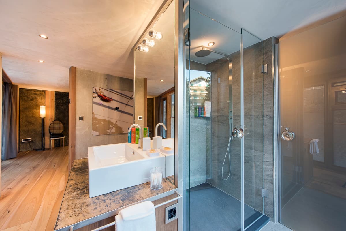 Loft Saphir, Luxury living for 7-10 people in Zermatt, Character and Matterhorn Views - Image 5