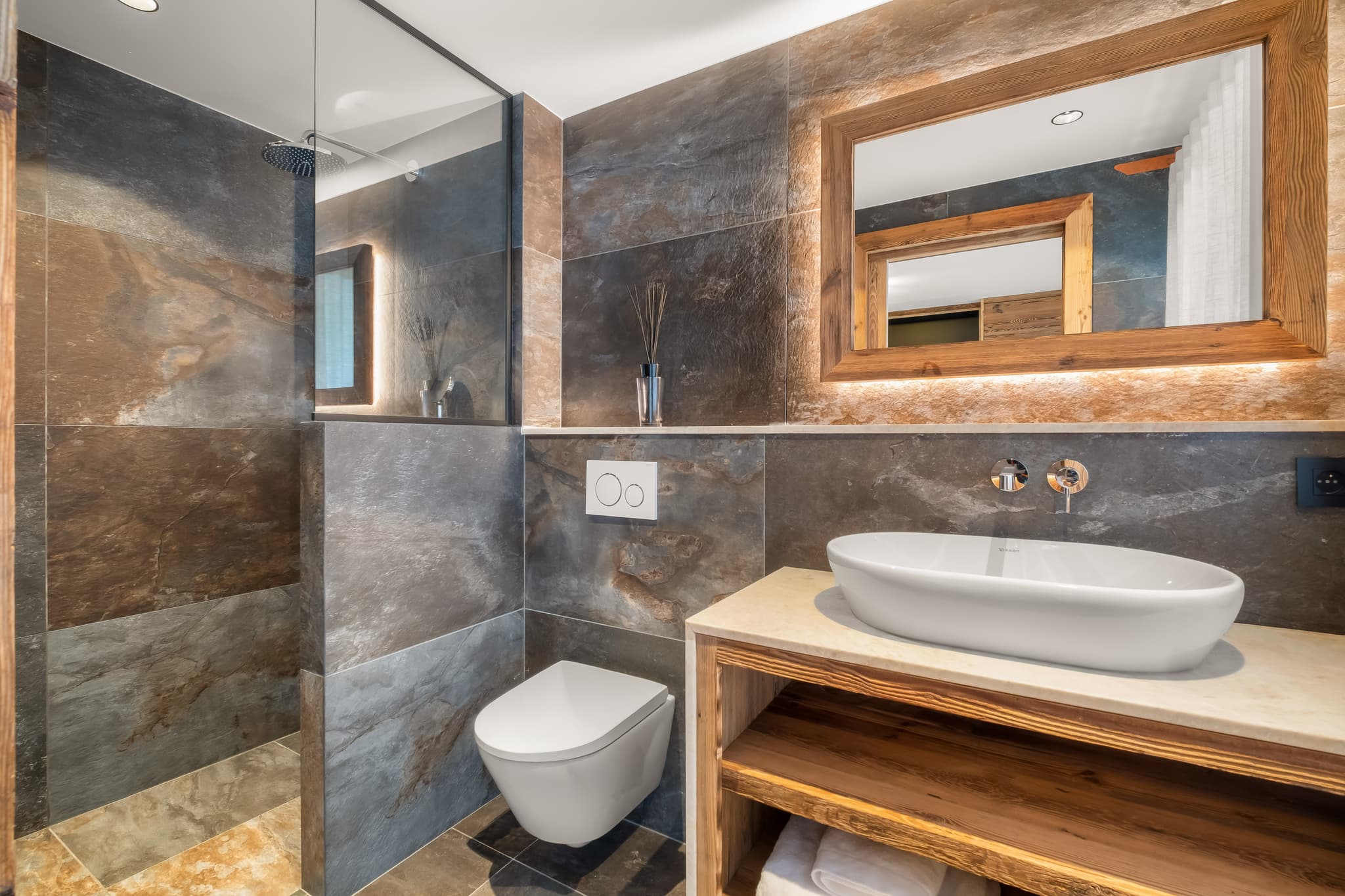 Chalet Bellezza, stunning ski chalet in exclusive Megève - Image 10